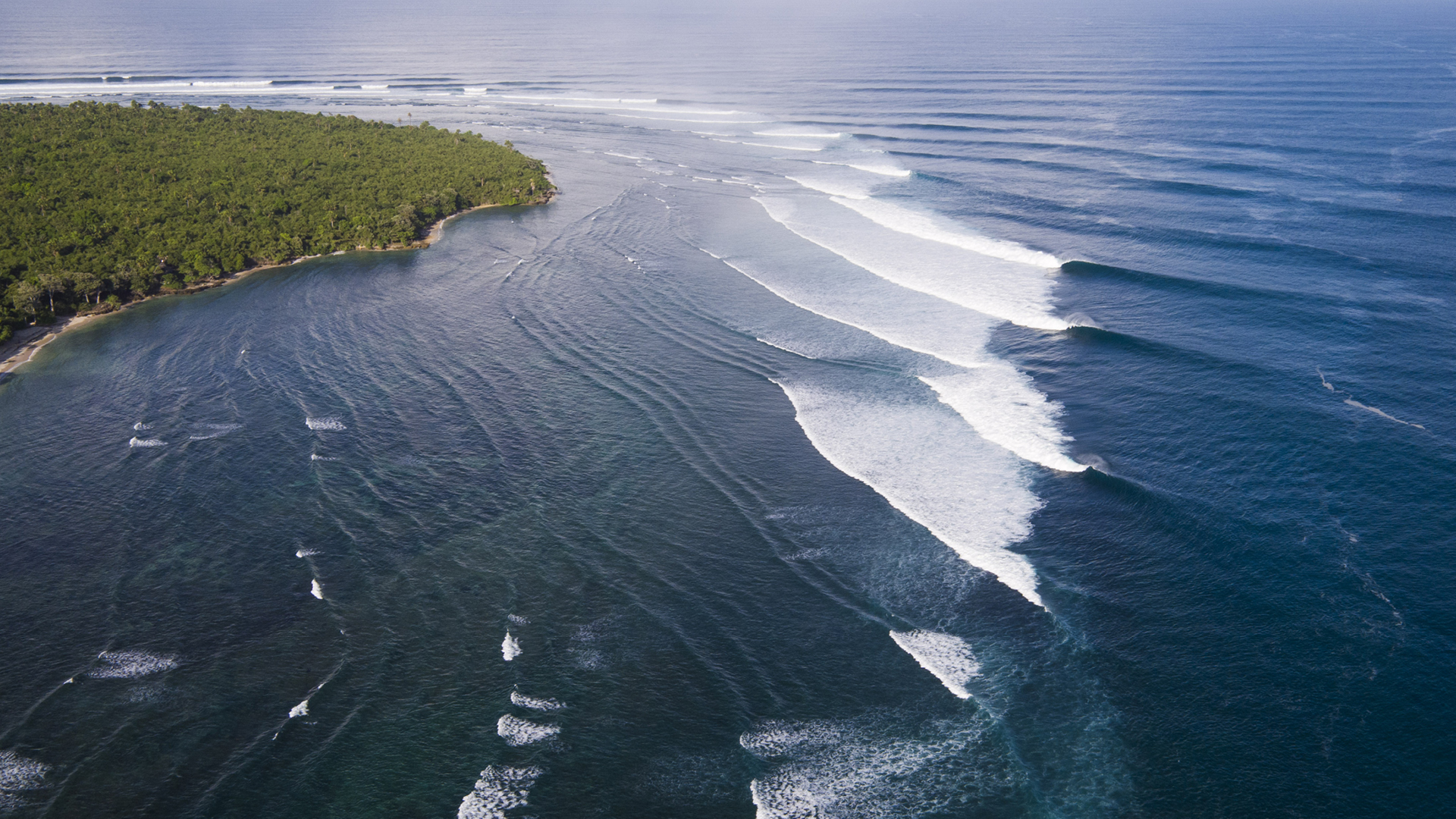 Surf G-Land, Java, Indonesia